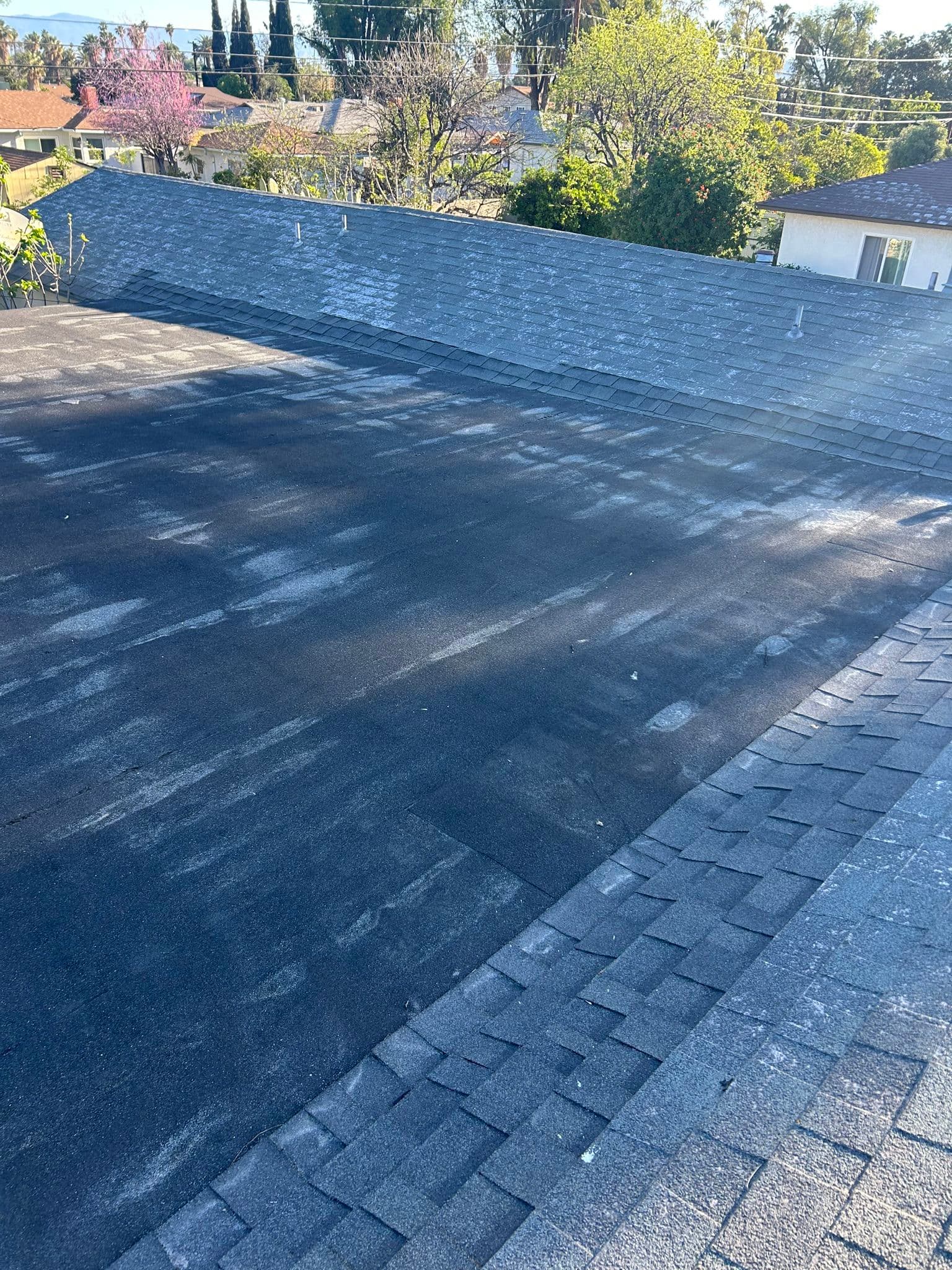 Flat Roof Repair and Silicone Coating Done Right image