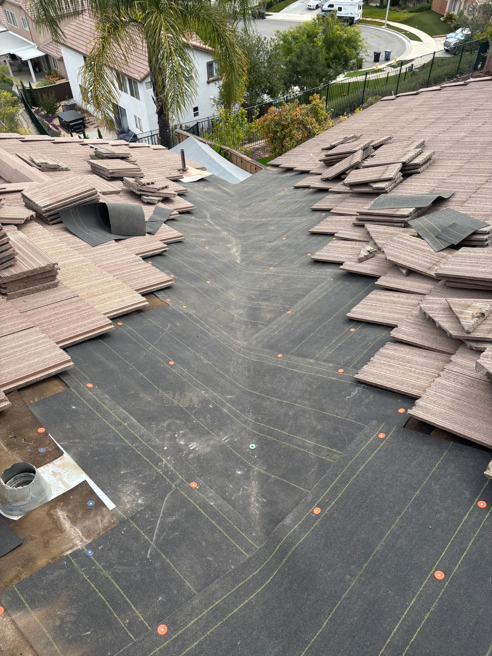 Gallery photos for Tile Roof Valley Repair Done the Right Way: Image #1