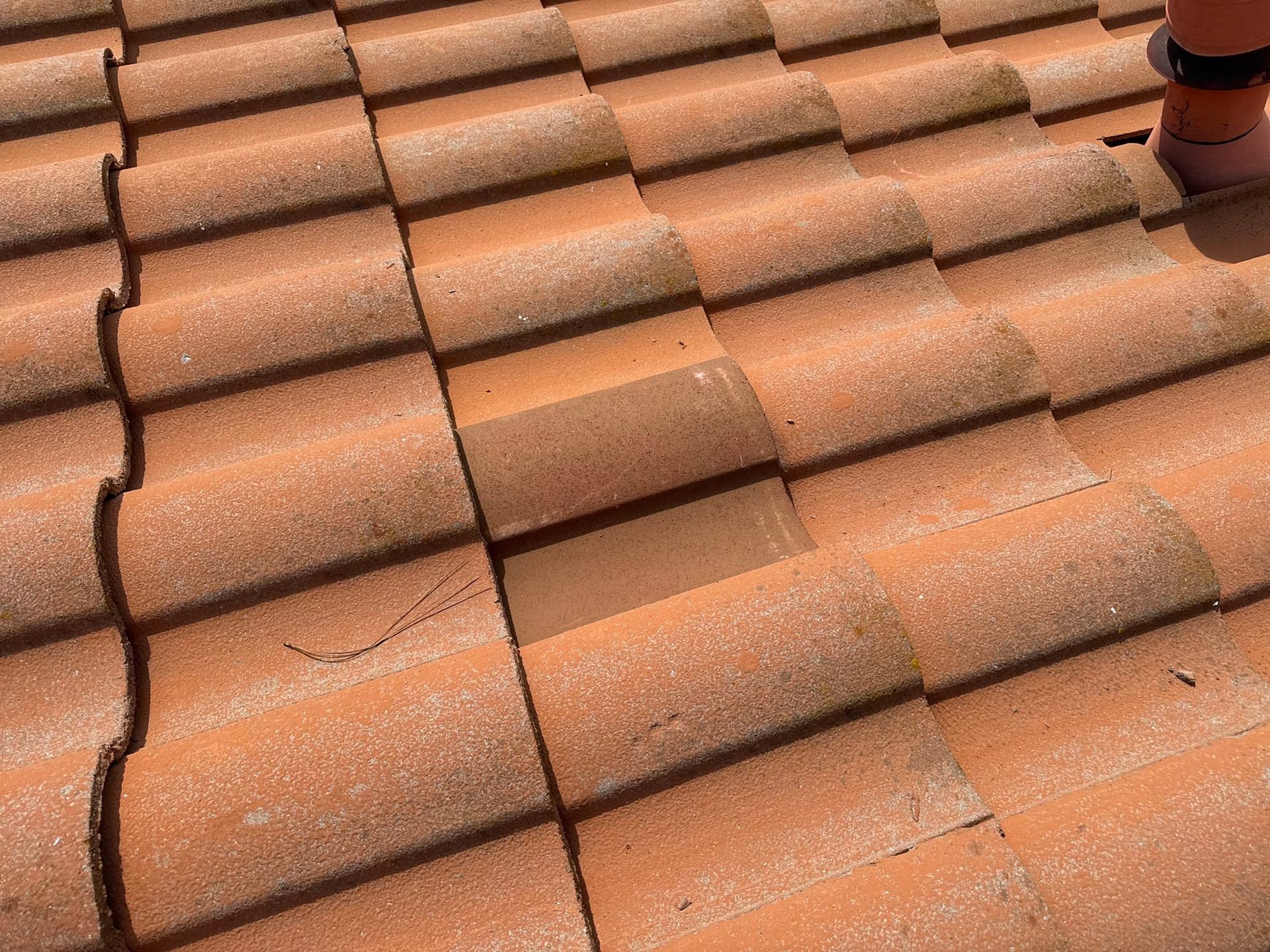 Gallery photos for Cracked and Missing Roof Tiles Are More Urgent Than You Think: Image #6