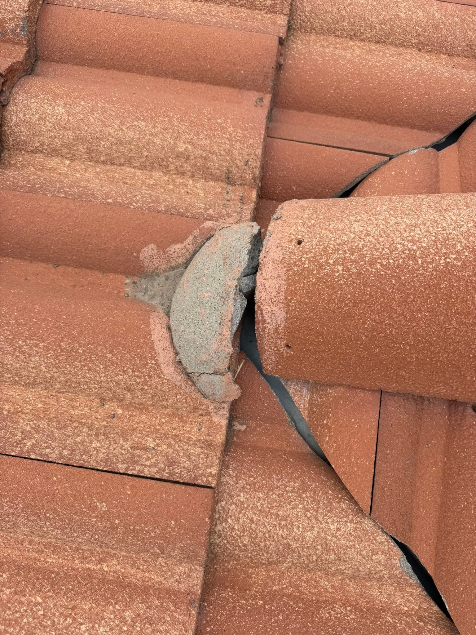 Gallery photos for Tile Roof Valley Repair and Mortar Fix Done Right: Image #2