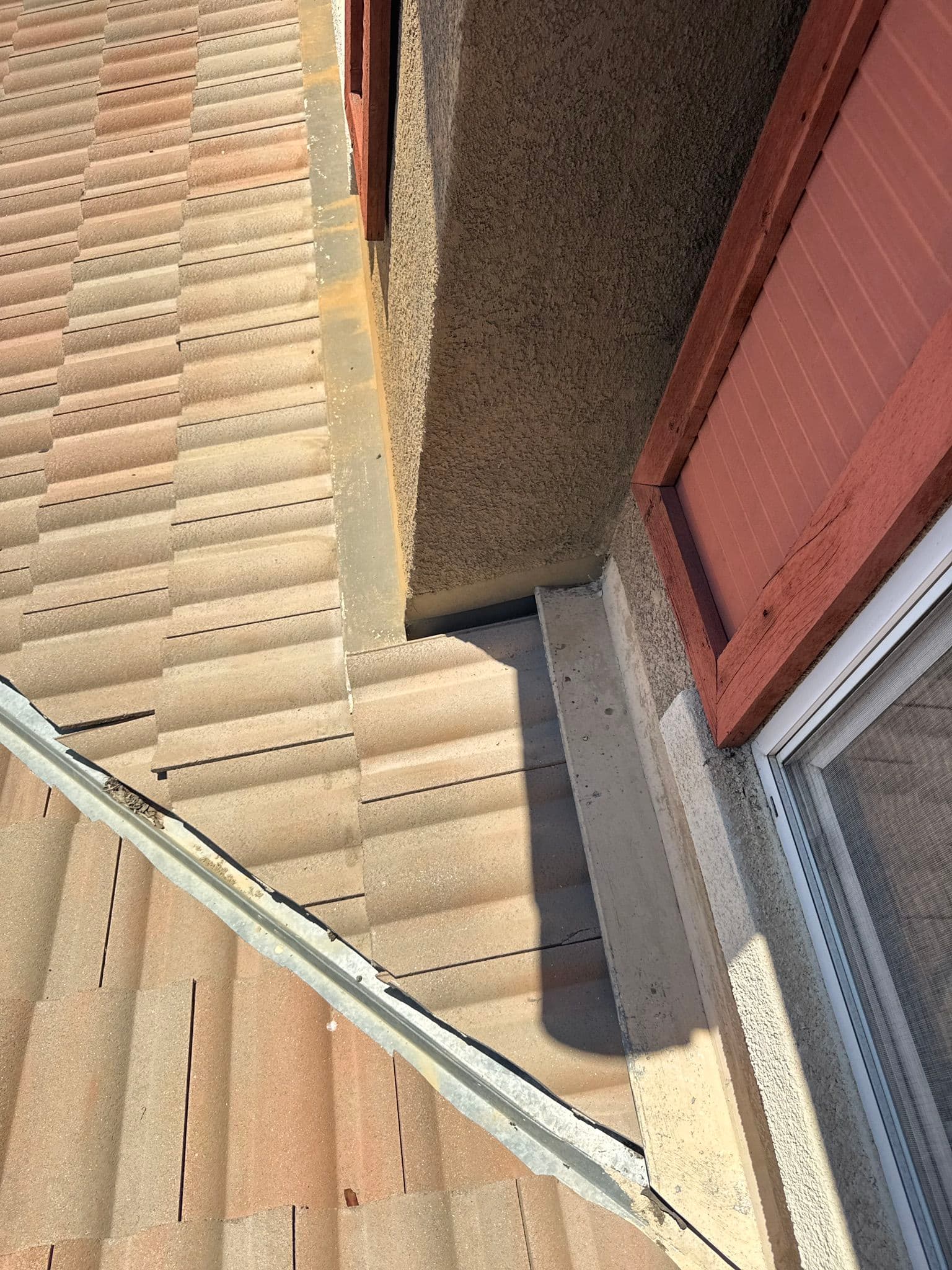 Gallery photos for Tile Roof Warning Signs Most Homeowners Miss: Image #3