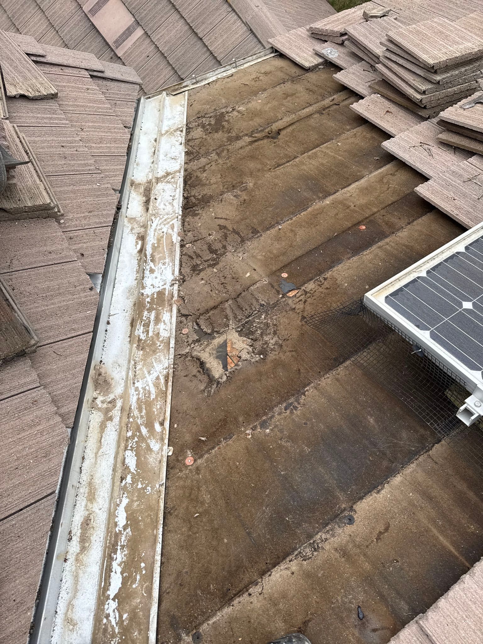 Gallery photos for Tile Roof Valley Leak Repair Done Right: Image #1