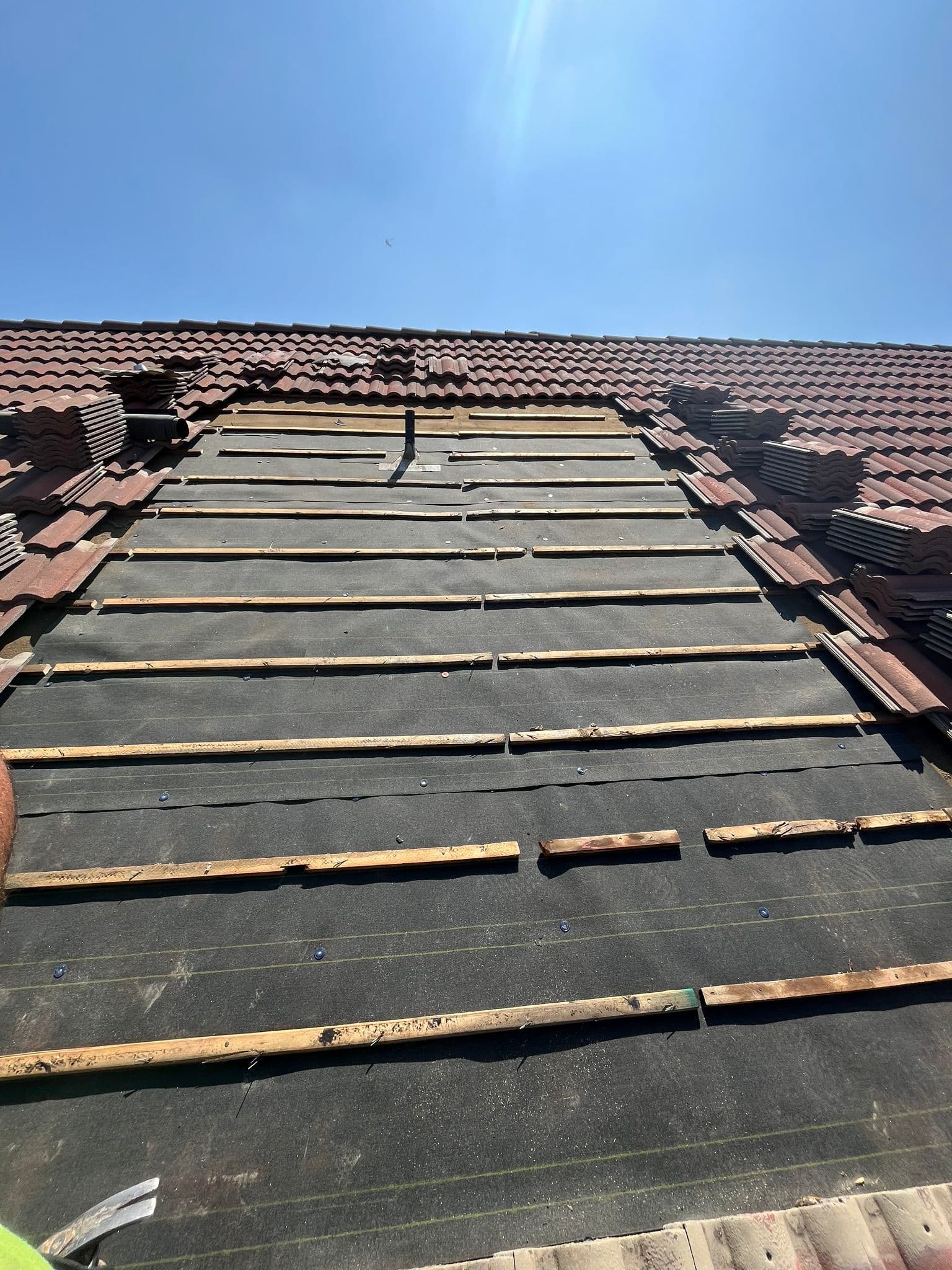 Gallery photos for What's Really Going On Under Your Tile Roof: Image #5