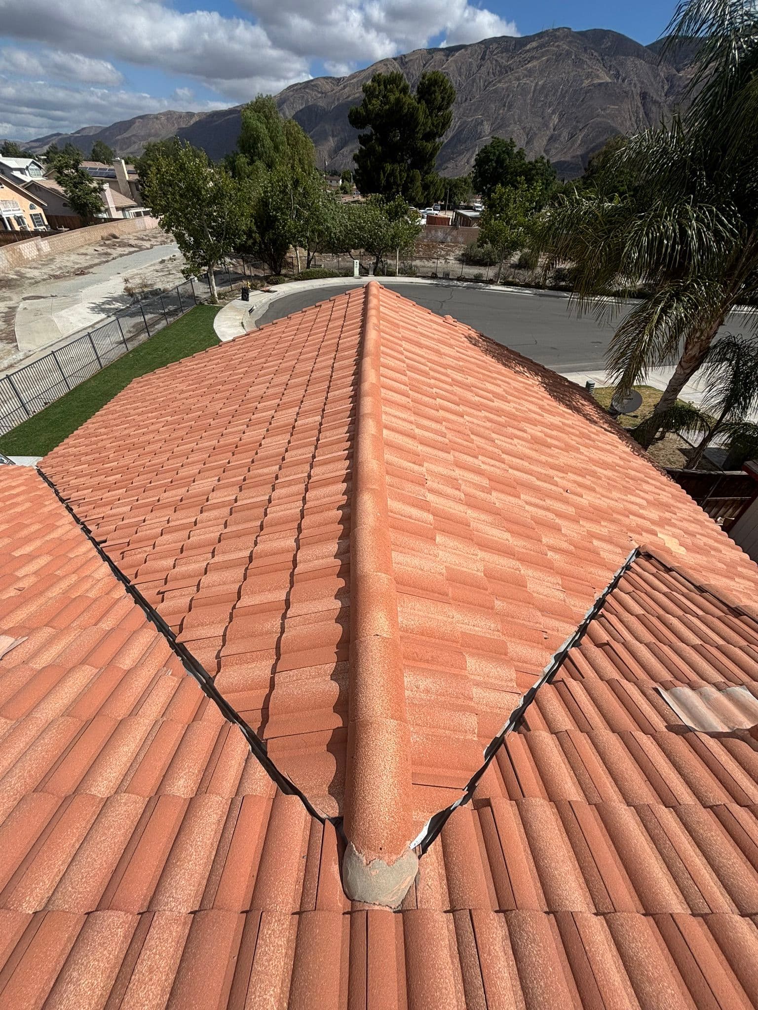 Gallery photos for Tile Roof Valley Repair and Mortar Fix Done Right: Image #3