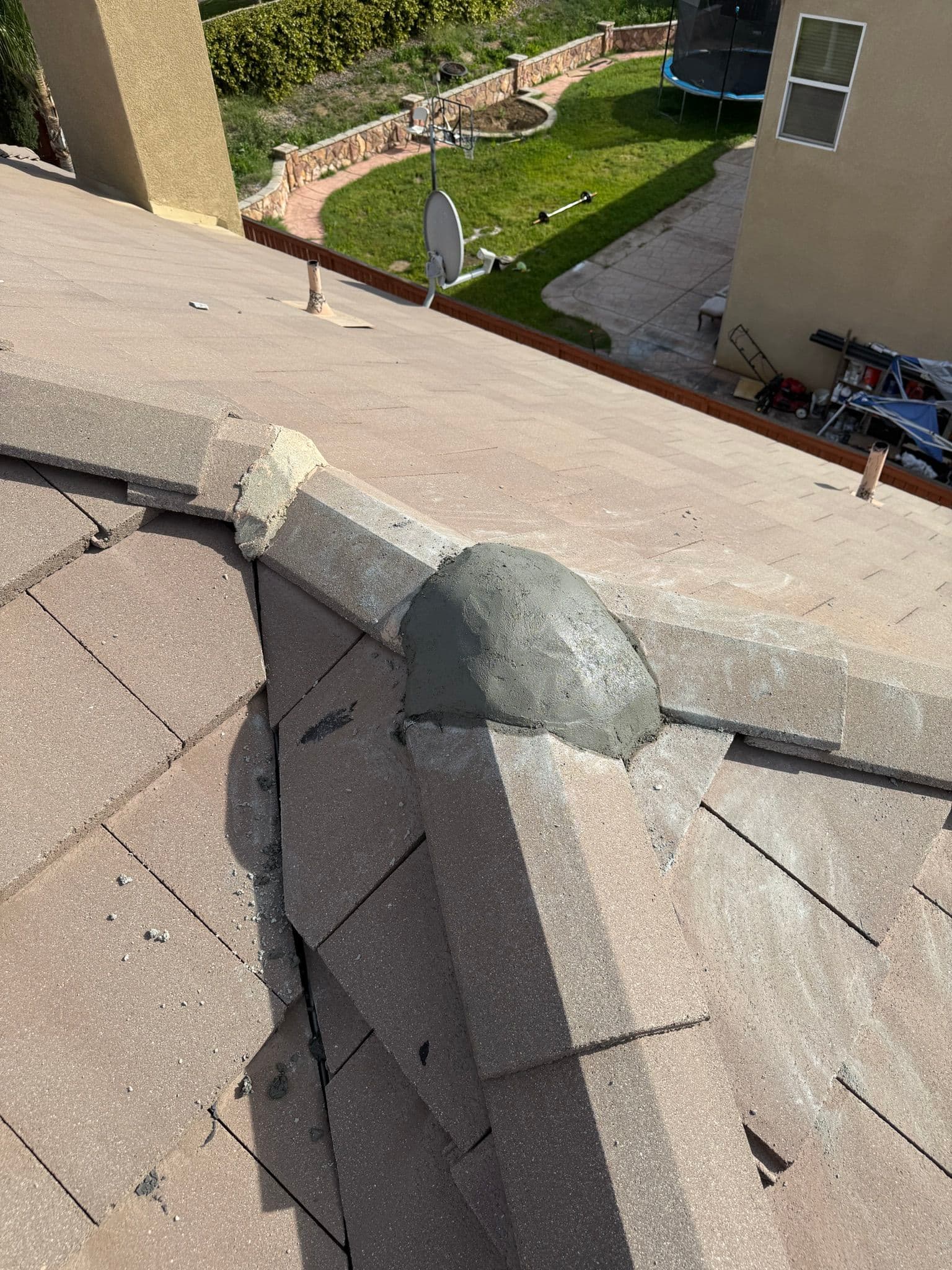 Gallery photos for Cracked Mortar on a Tile Roof Is a Leak Waiting to Happen: Image #4
