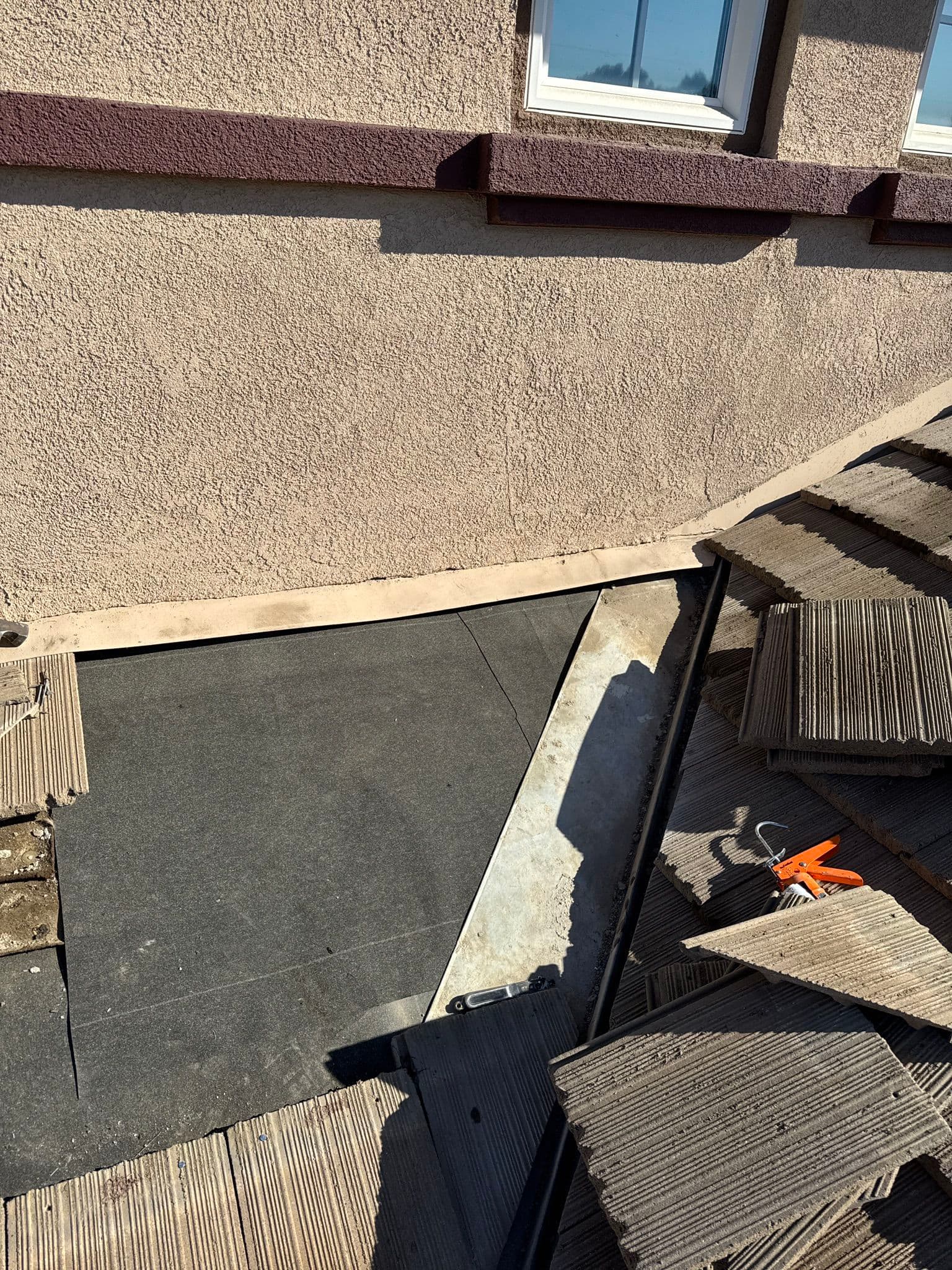 Gallery photos for Tile Roof Valley Leak Repair Done the Right Way: Image #3