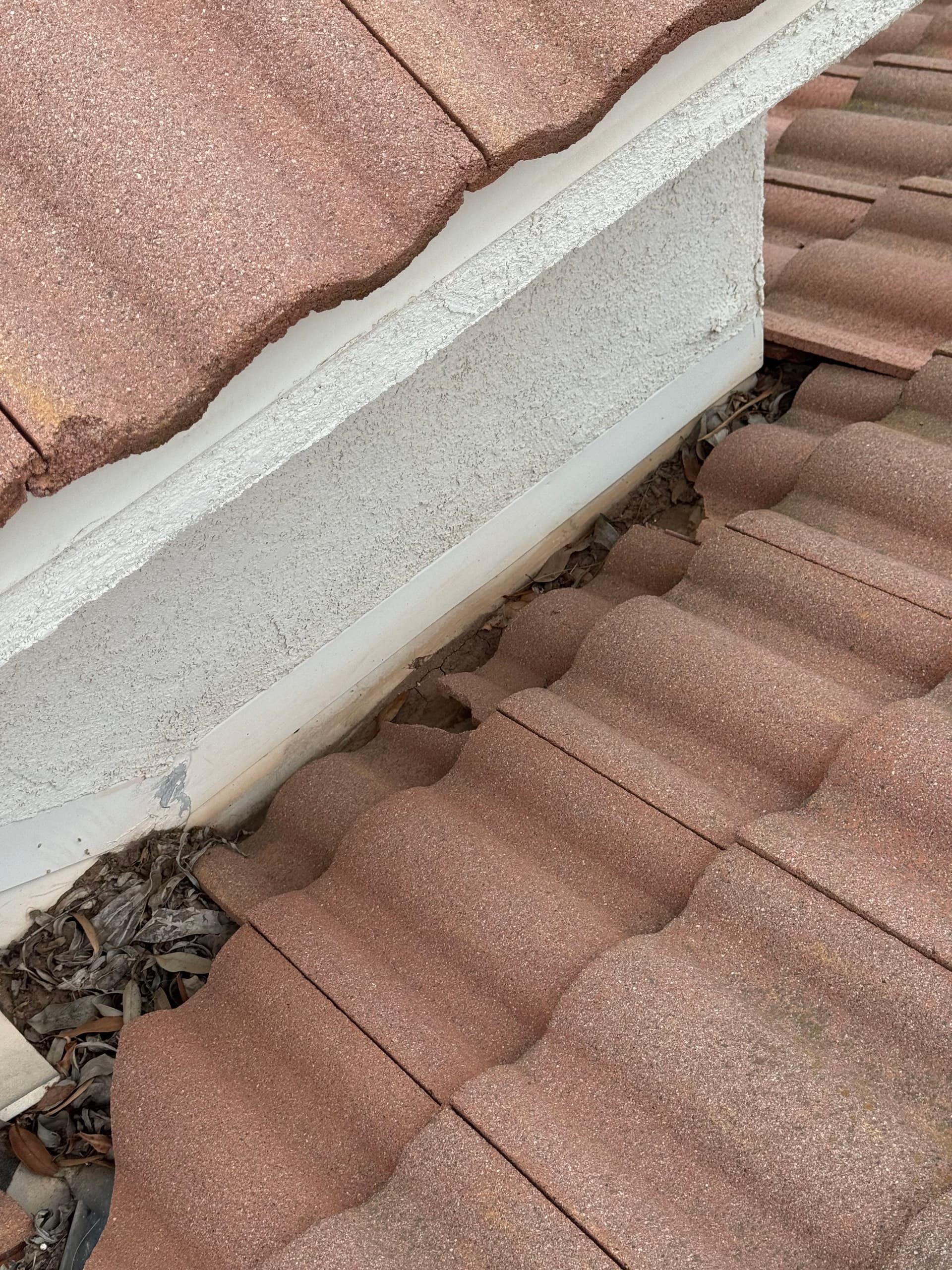 Gallery photos for Debris Buildup in Tile Roof Valleys Is a Leak Waiting to Happen: Image #2