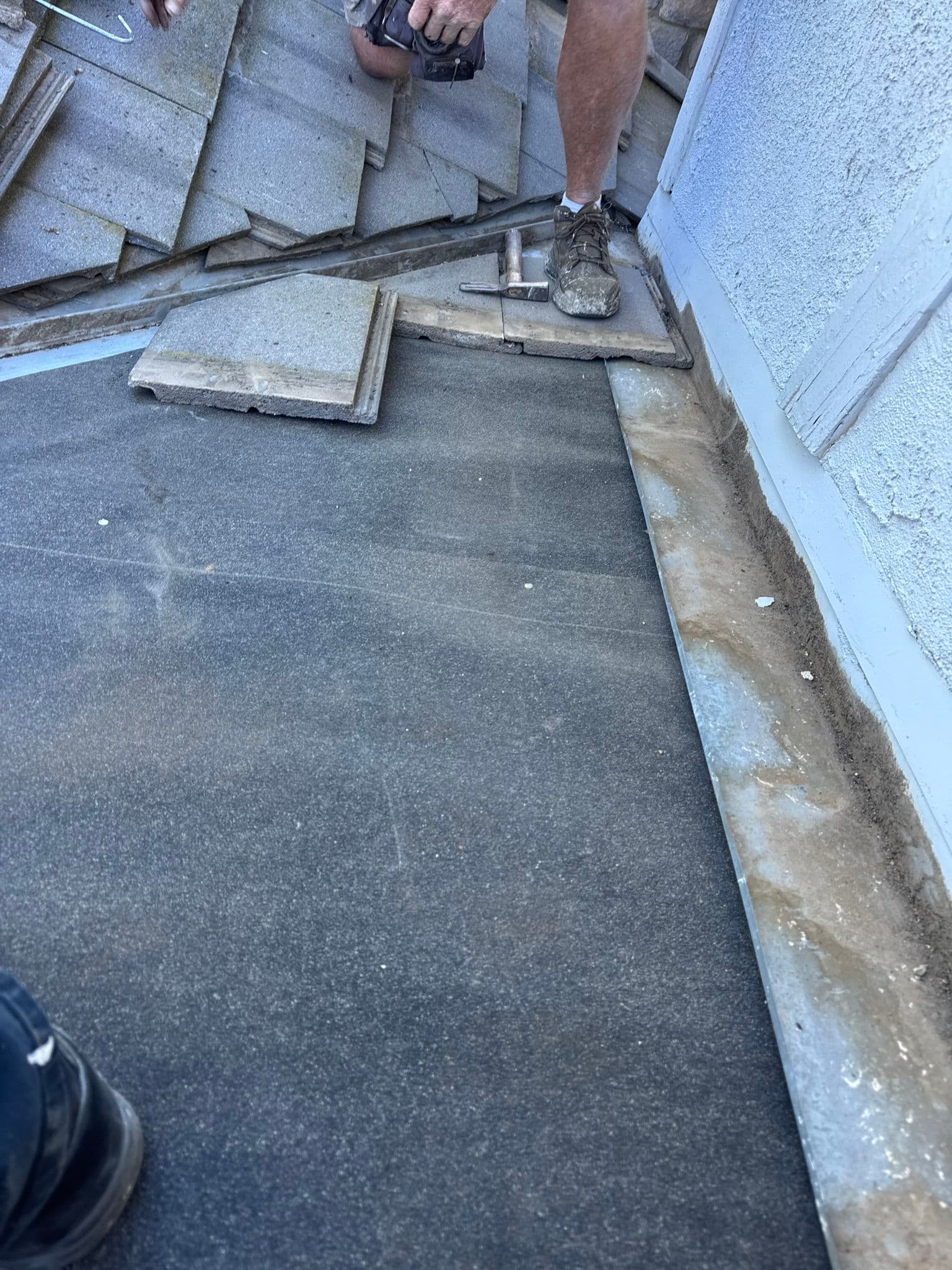 Gallery photos for Tile Roof Leak Repair with New Underlayment and Valley Reset: Image #4