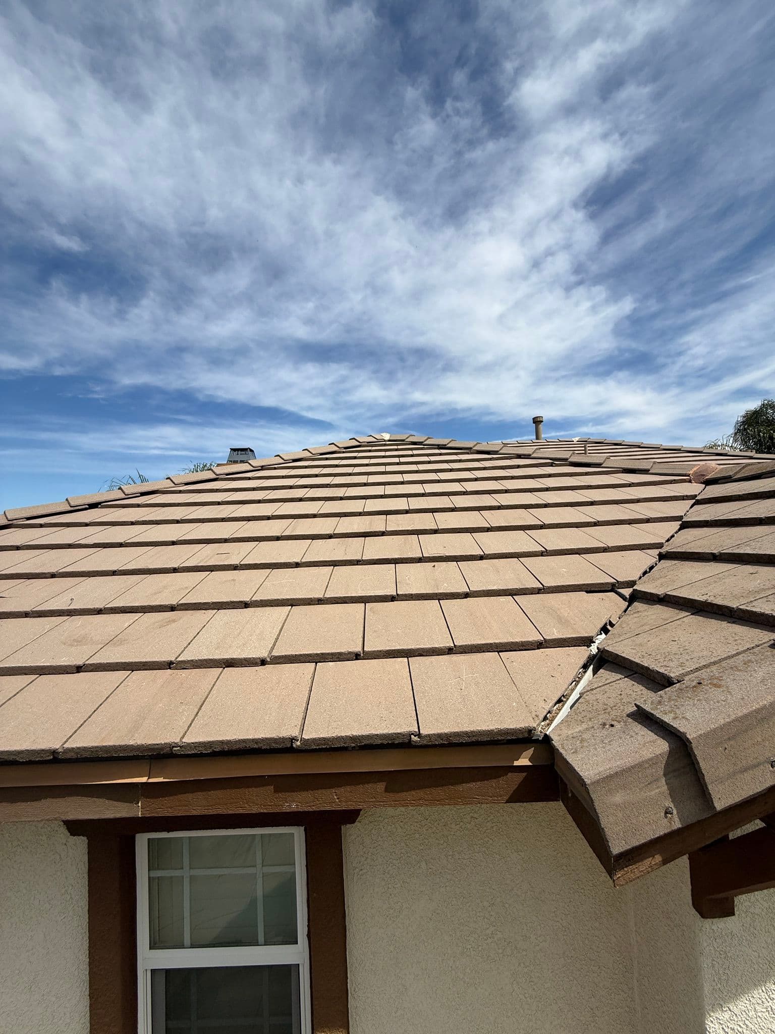 Gallery photos for Tight Roof Valley Was Sending Water Straight Into the Fascia: Image #2