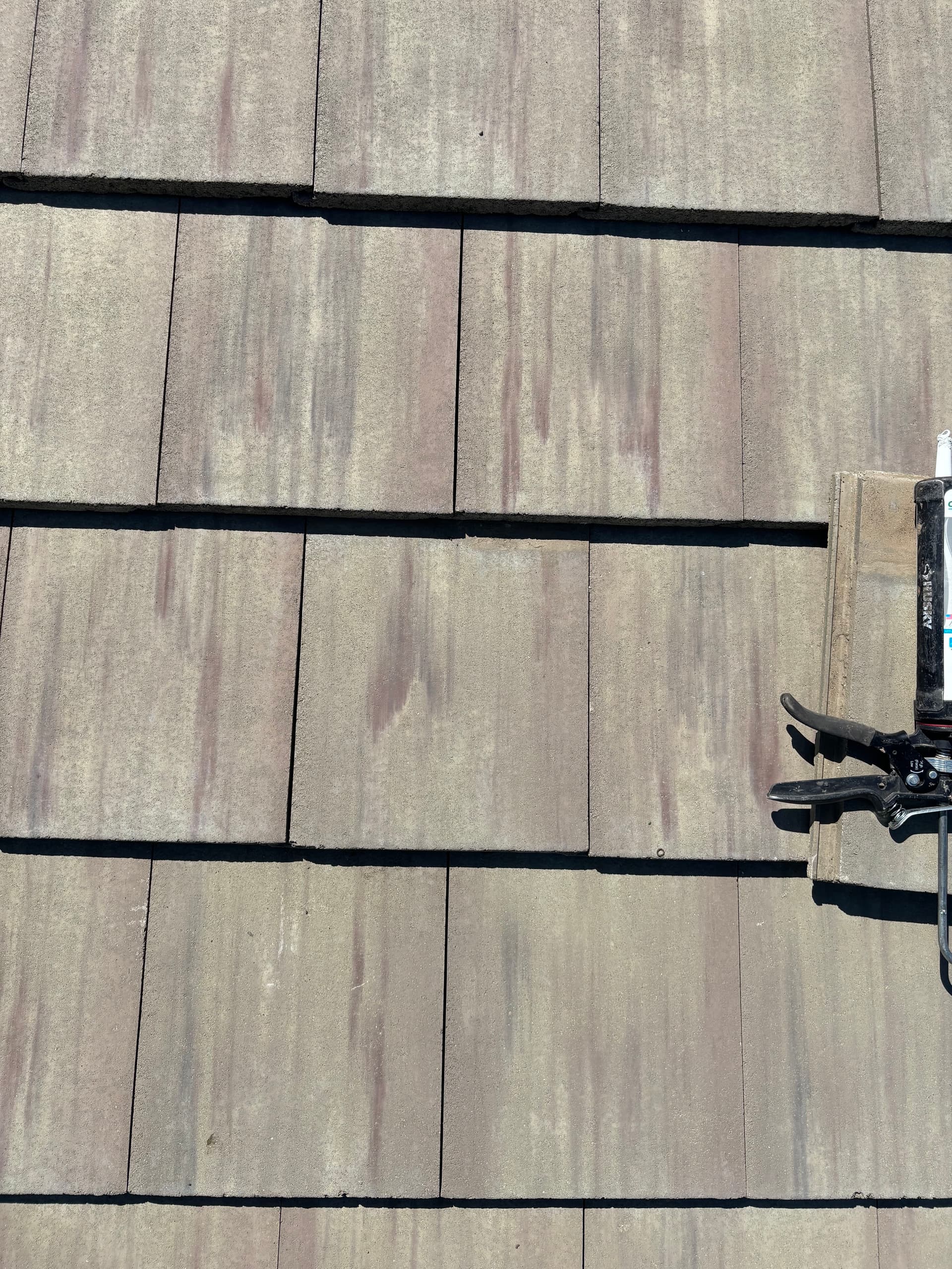Gallery photos for Cracked and Slipped Tile Roof Repair Done Right: Image #3