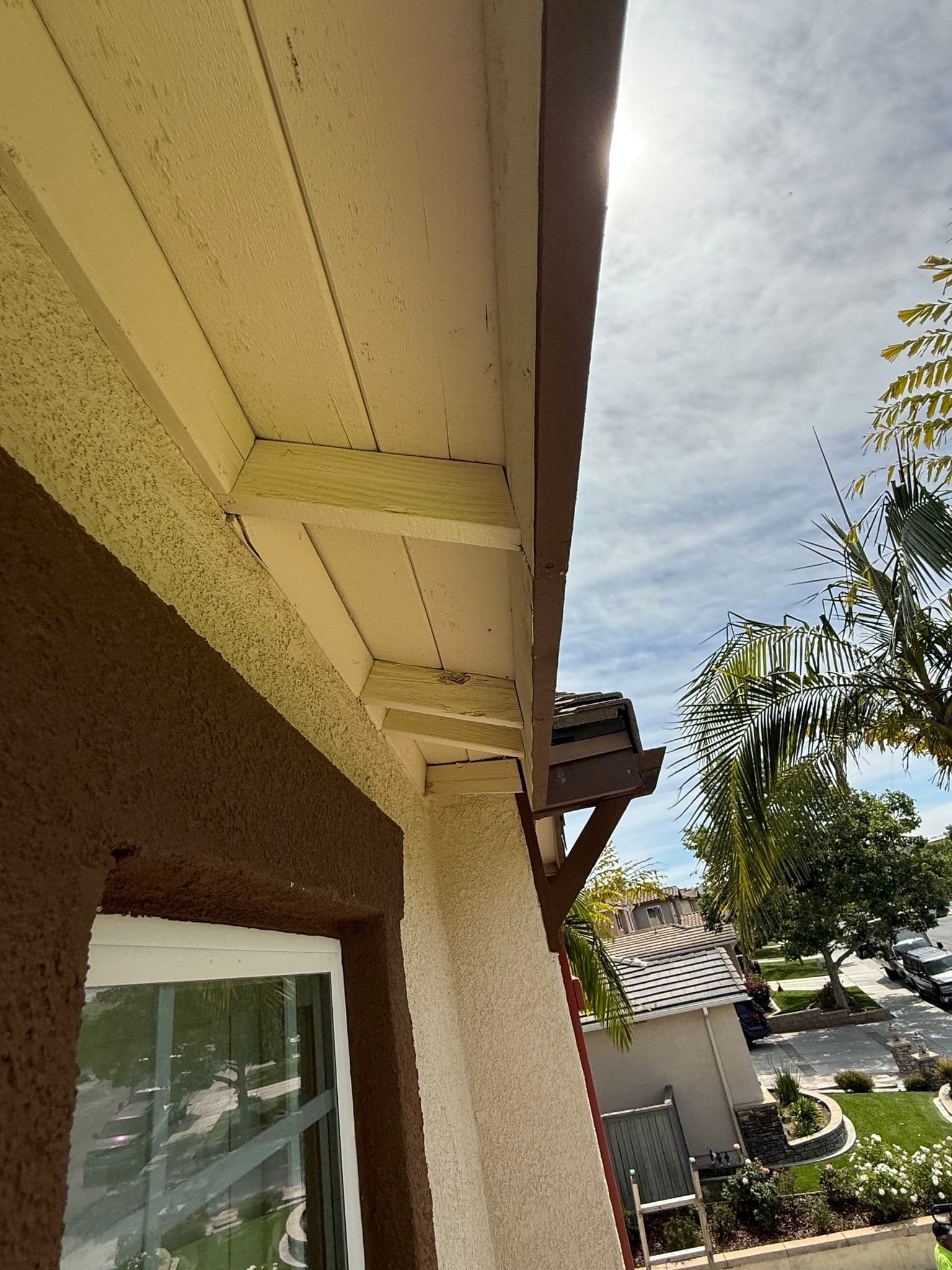 Gallery photos for Tight Roof Valley Was Sending Water Straight Into the Fascia: Image #3